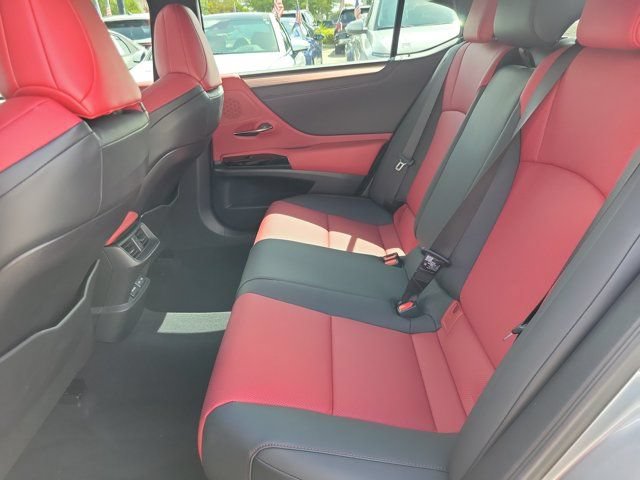 Used 2024 Lexus ES 350 F Sport w/ Accessory Package (Z2) FWD image 8