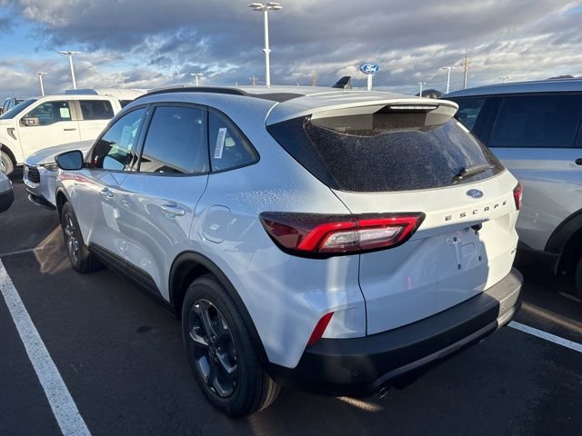 New 2026 Ford Escape ST-Line w/ Tech Pack #1 image 2
