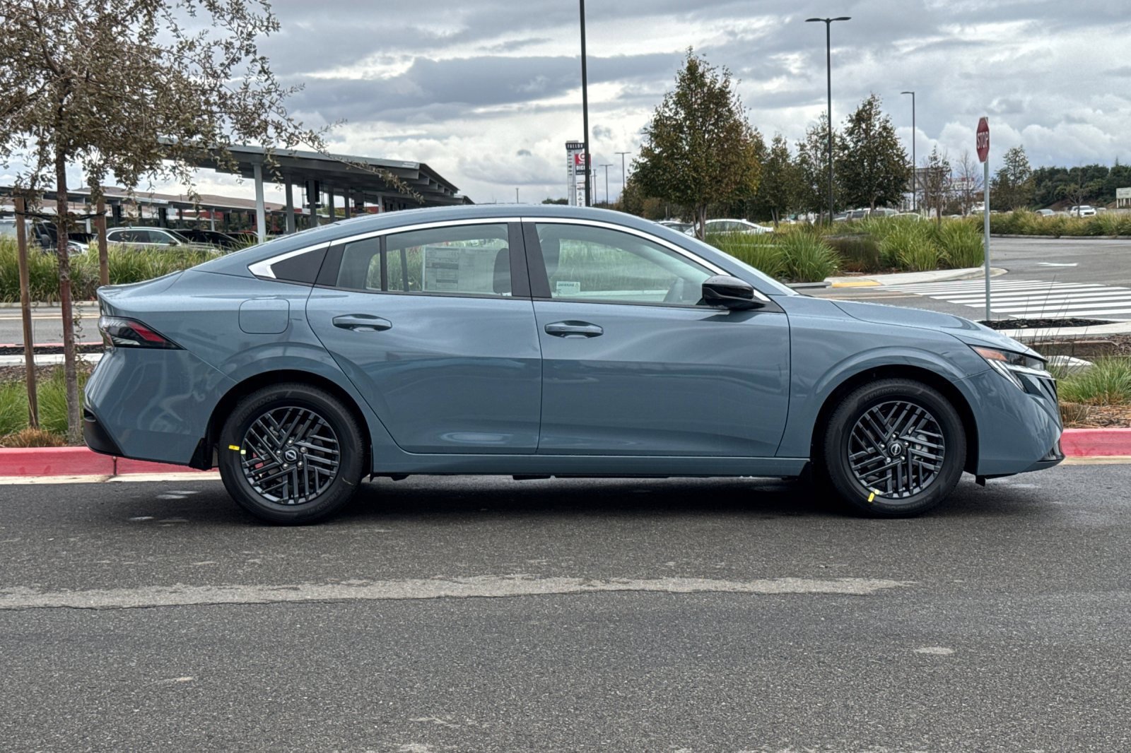 New 2027 Nissan Sentra SV FWD image 3