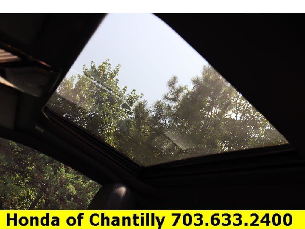 Used 2022 BMW 230i Coupe w/ Premium Package 2 image 19