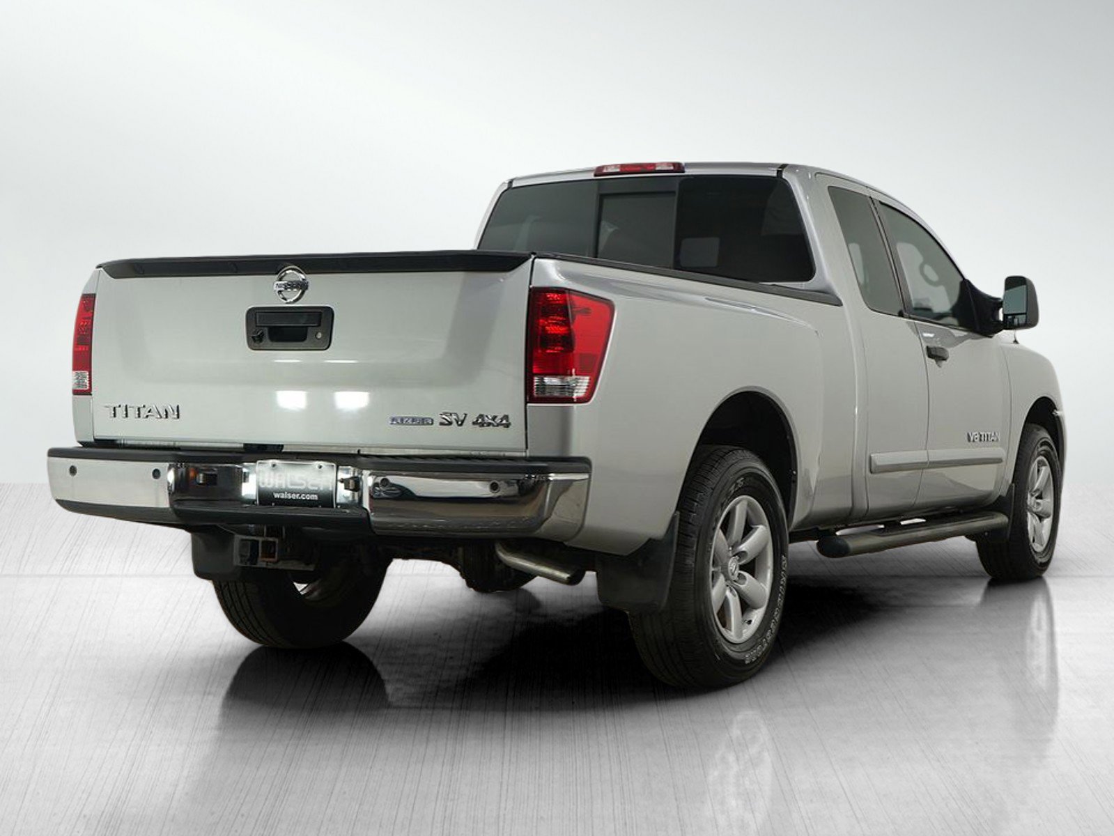 Used 2013 Nissan Titan SV w/ SV Value Truck Pkg image 5