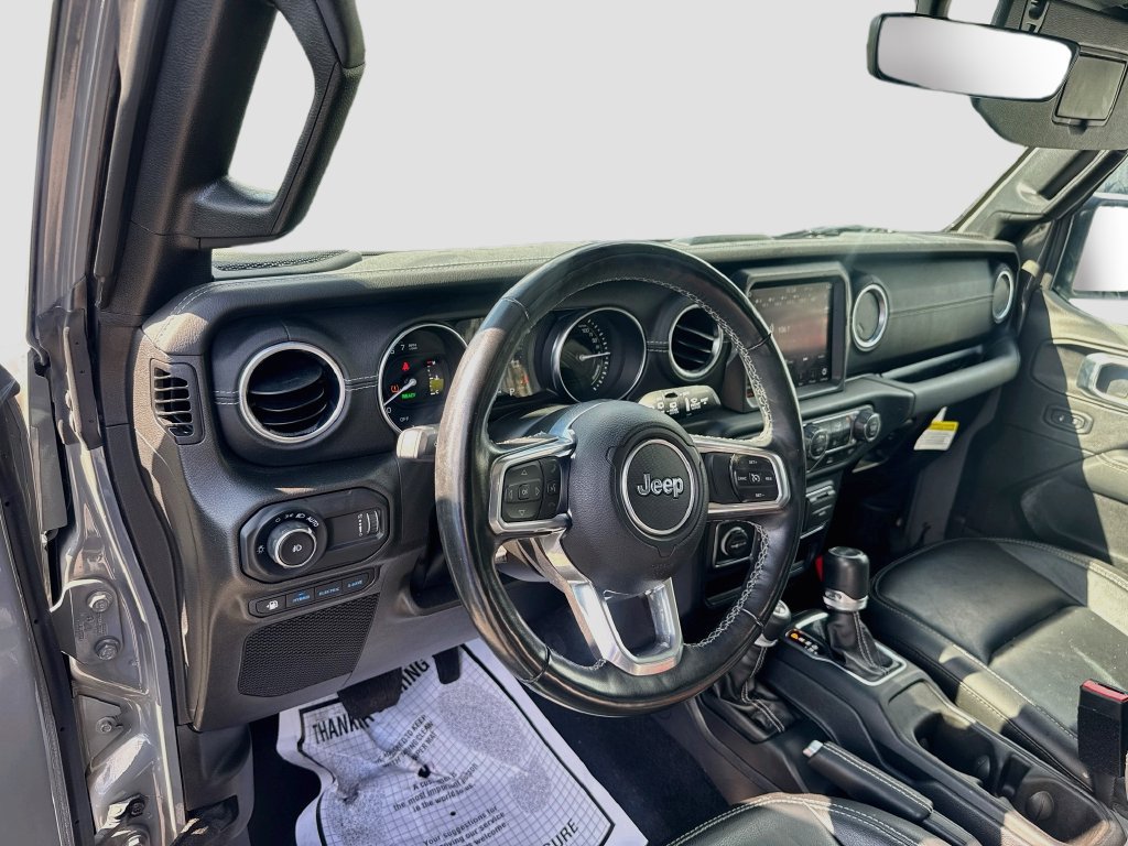 Used 2023 Jeep Wrangler Unlimited Sahara w/ Cold Weather Group AWD/4WD image 10