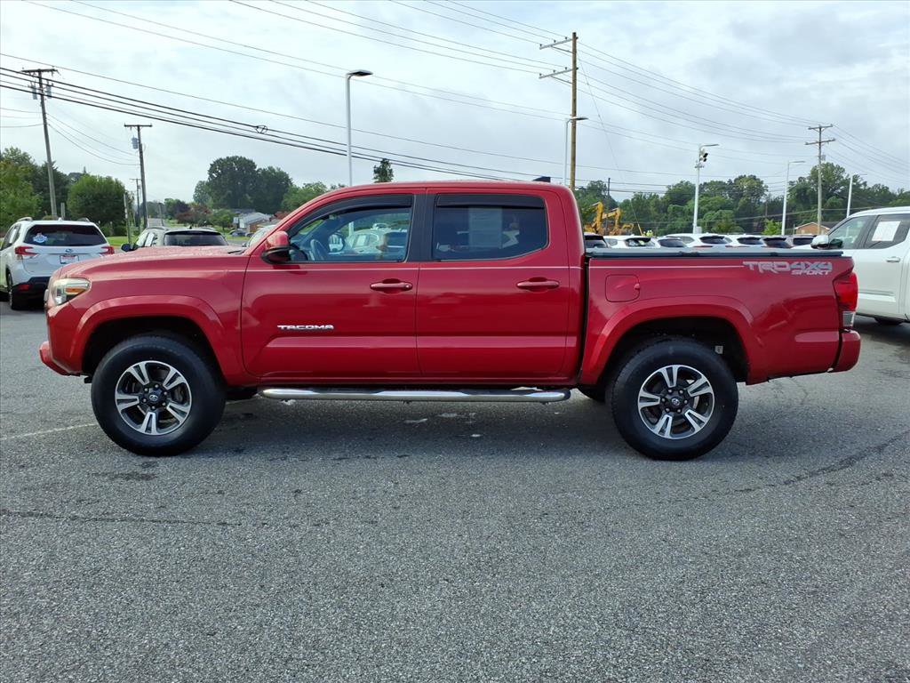 Used 2017 Toyota Tacoma TRD Sport w/ Premium & Technology Package AWD/4WD image 13