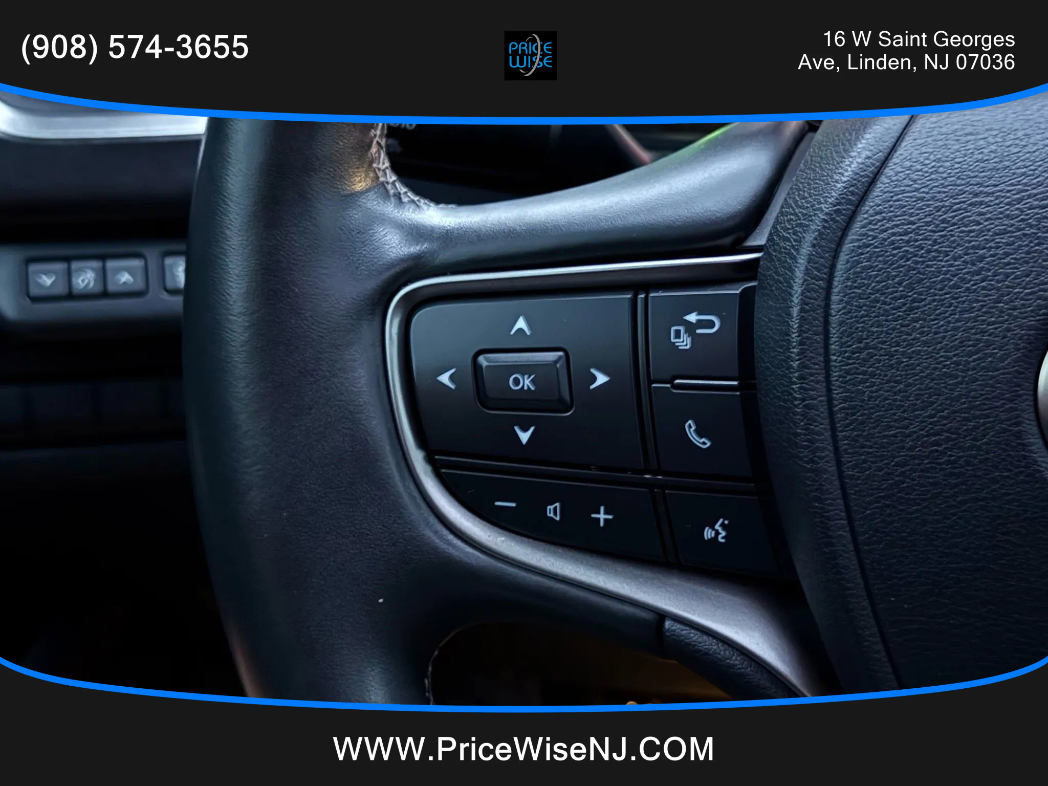 Used 2022 Lexus UX 250h w/ Premium Package image 12