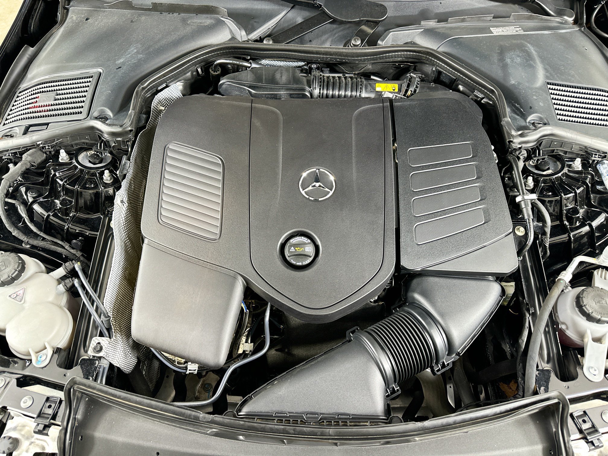 Certified 2024 Mercedes-Benz C 300 4MATIC Sedan image 37