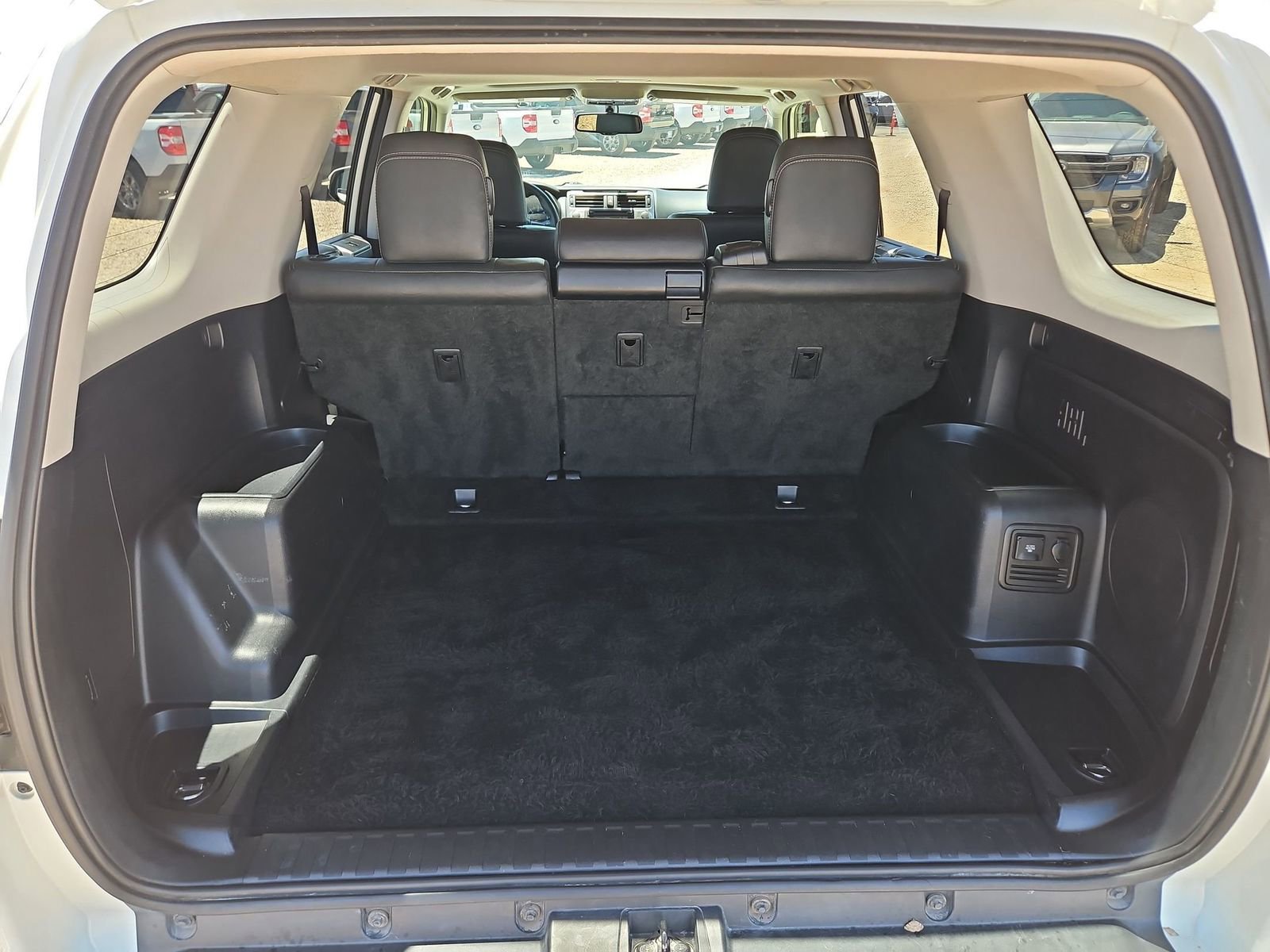Used 2019 Toyota 4Runner Limited AWD/4WD image 6