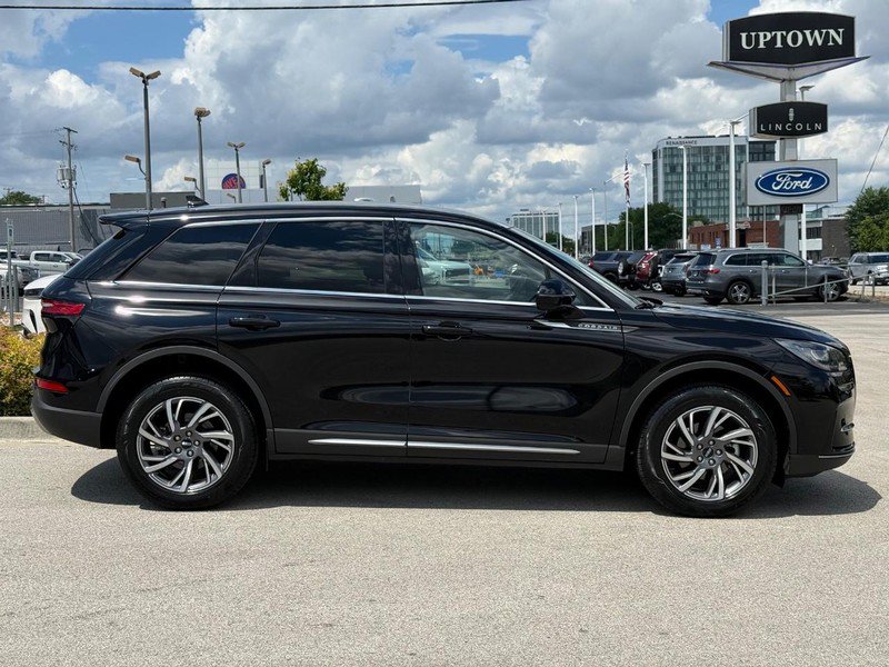 Certified 2023 Lincoln Corsair AWD w/ Equipment Group 101A image 2