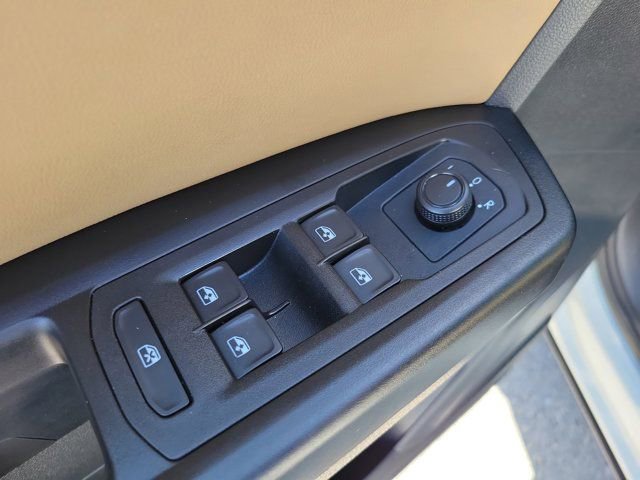 Used 2020 Volkswagen Atlas Cross Sport SE AWD/4WD image 17