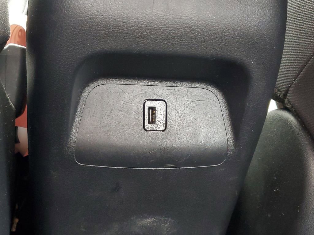 Used 2020 Nissan Sentra SV w/ Trunk Package FWD image 14