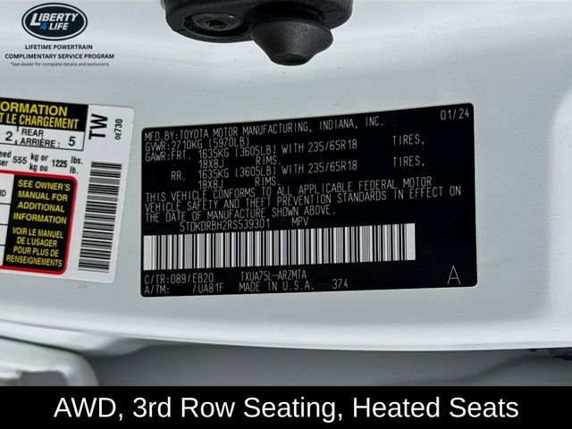 Used 2024 Toyota Highlander XLE image 33