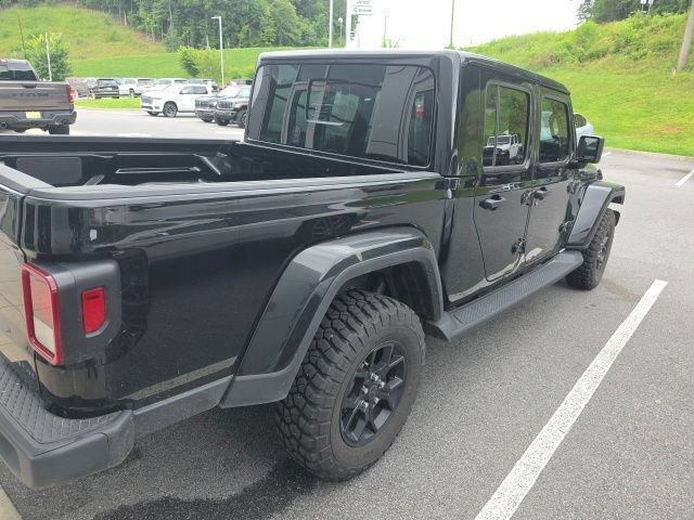 Used 2025 Jeep Gladiator Sport AWD/4WD image 10