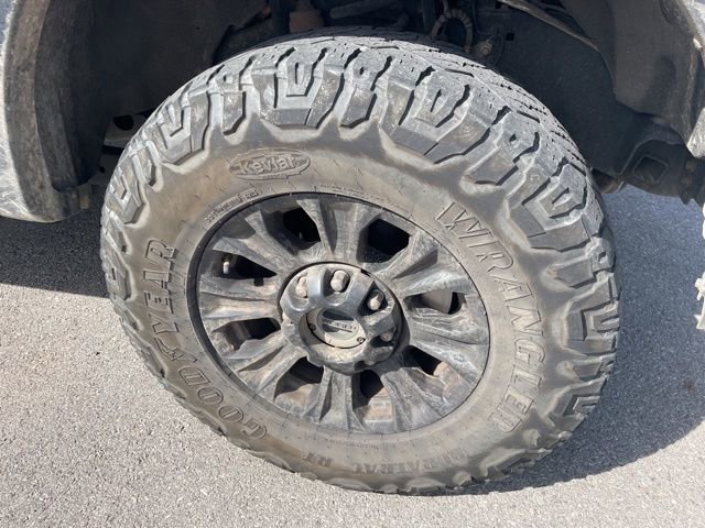Used 2022 Ford F250 Platinum w/ Tremor Off-Road Package image 5