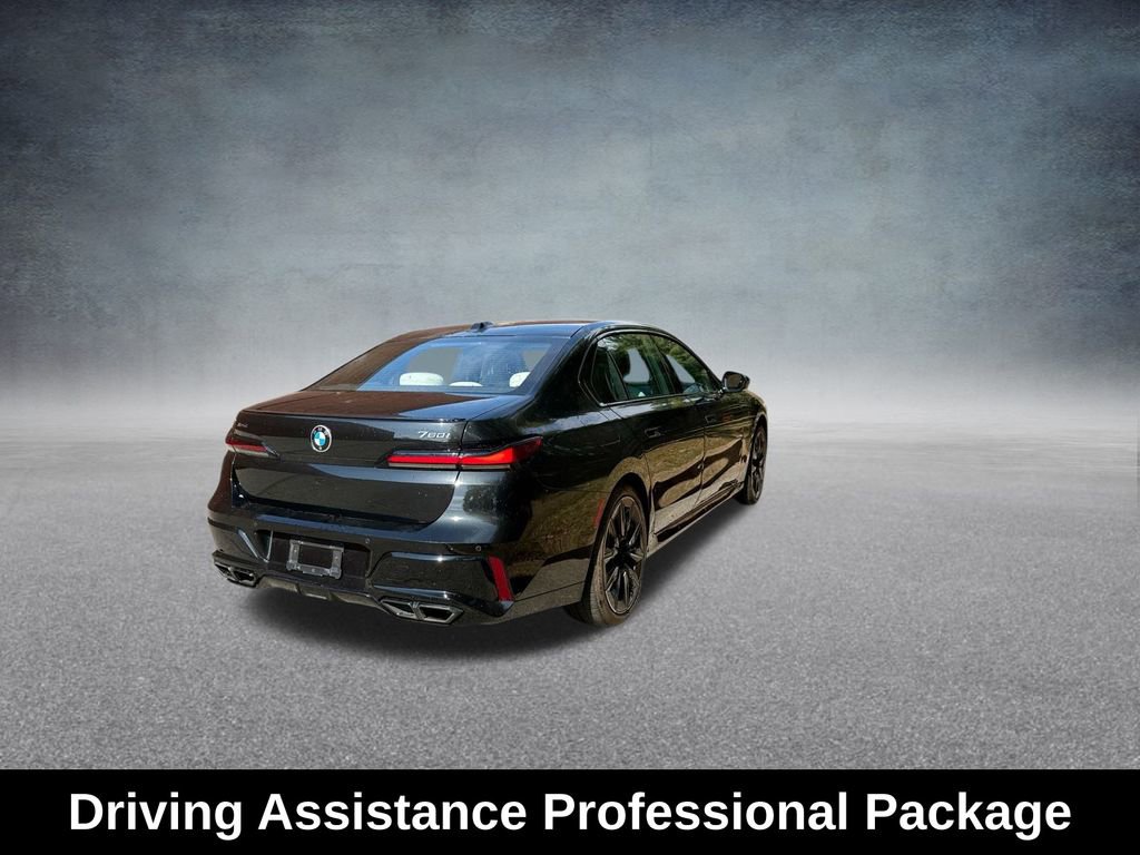Used 2024 BMW 760i xDrive w/ Executive Package image 10