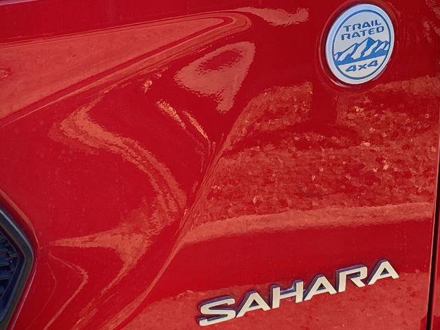 Used 2023 Jeep Wrangler Unlimited Sahara AWD/4WD image 28