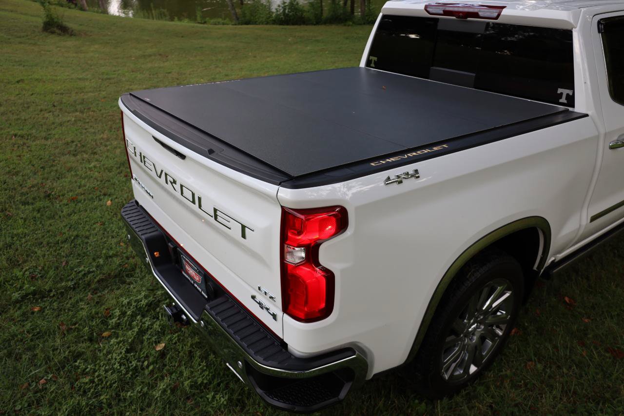 Used 2022 Chevrolet Silverado 1500 LTZ w/ LTZ Premium Package AWD/4WD image 8