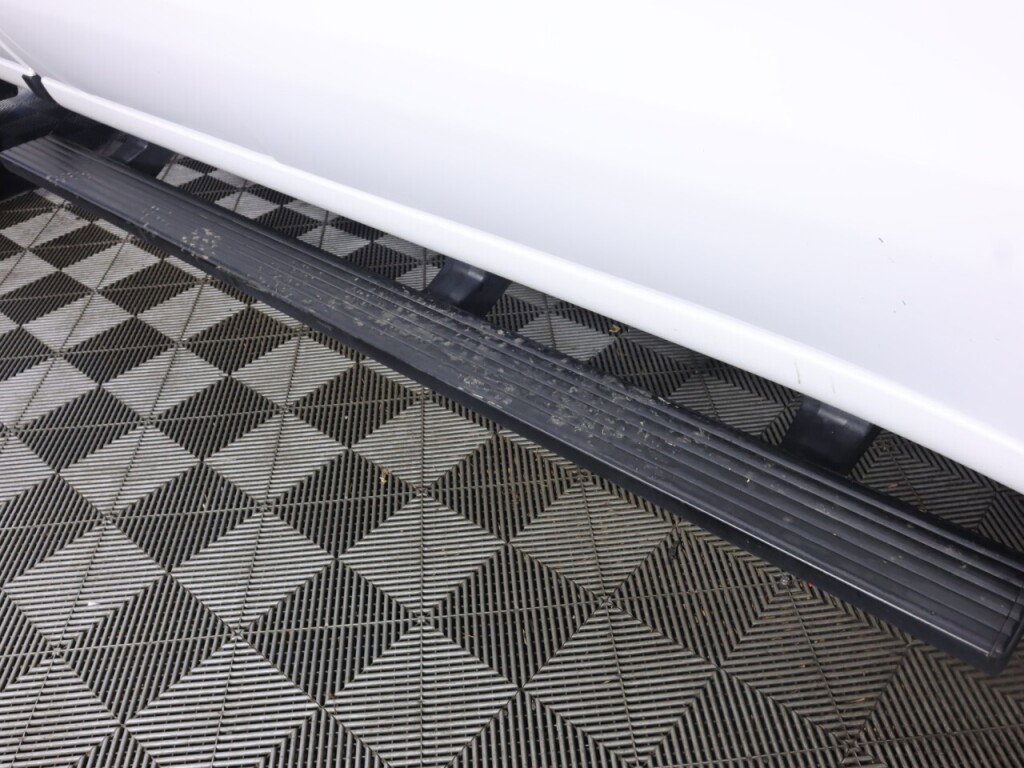 Used 2020 Chevrolet Silverado 1500 RST image 38