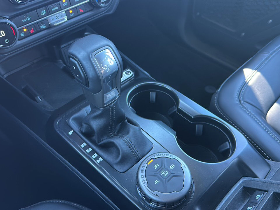 Used 2025 Ford Bronco Outer Banks image 36