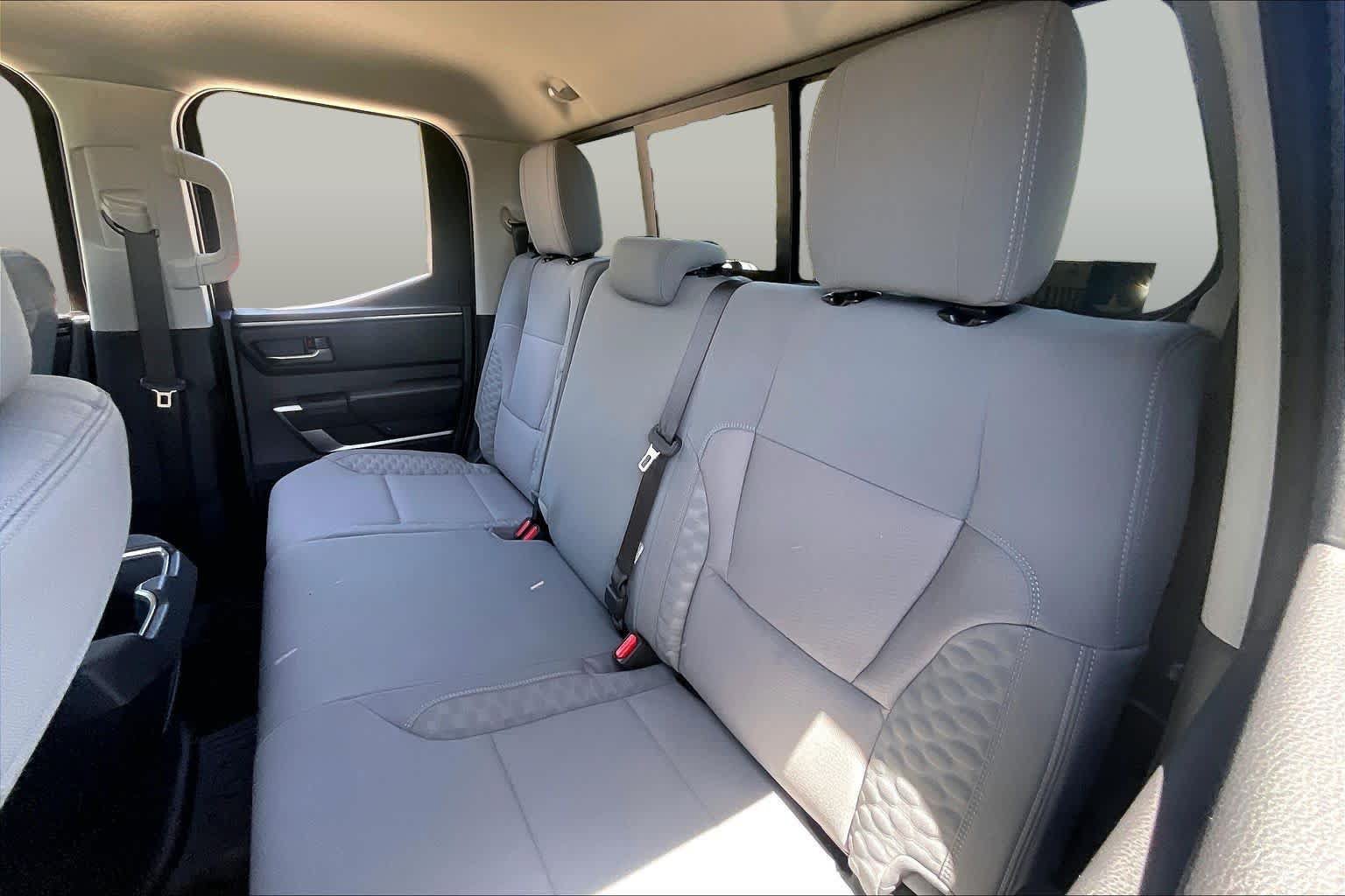 Used 2022 Toyota Tundra SR5 AWD/4WD image 19