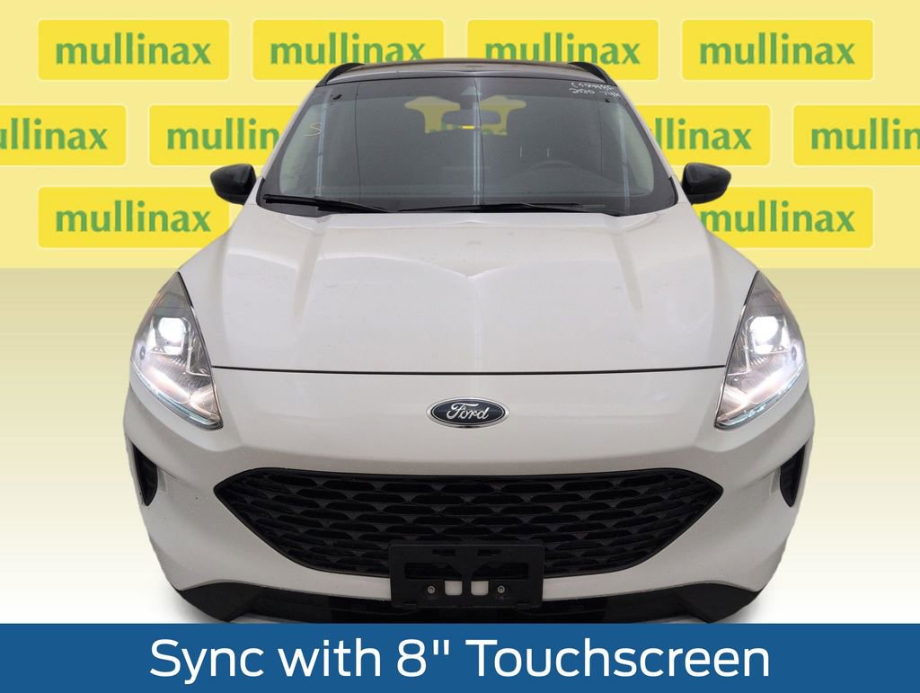 Used 2020 Ford Escape SE Sport image 15