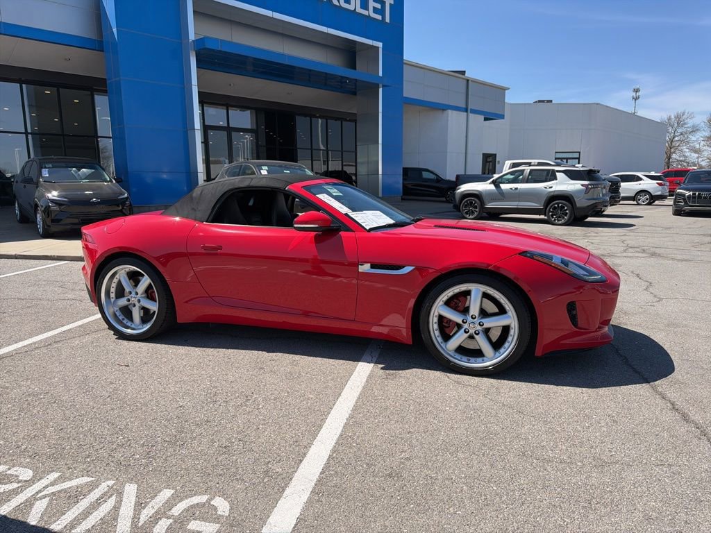 Used 2014 Jaguar F-TYPE Convertible RWD image 2