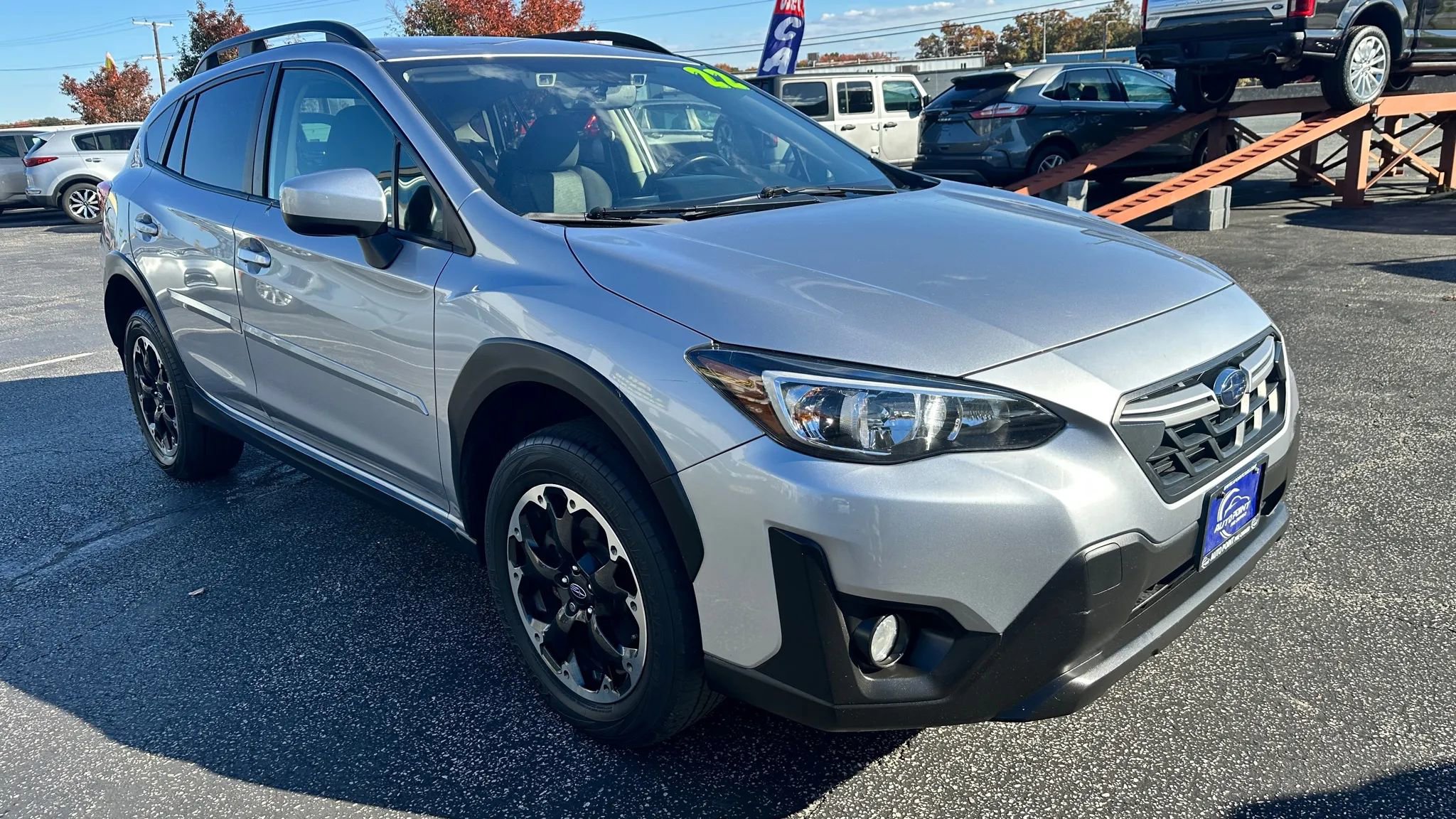 Used 2022 Subaru Crosstrek 2.0i Premium image 3