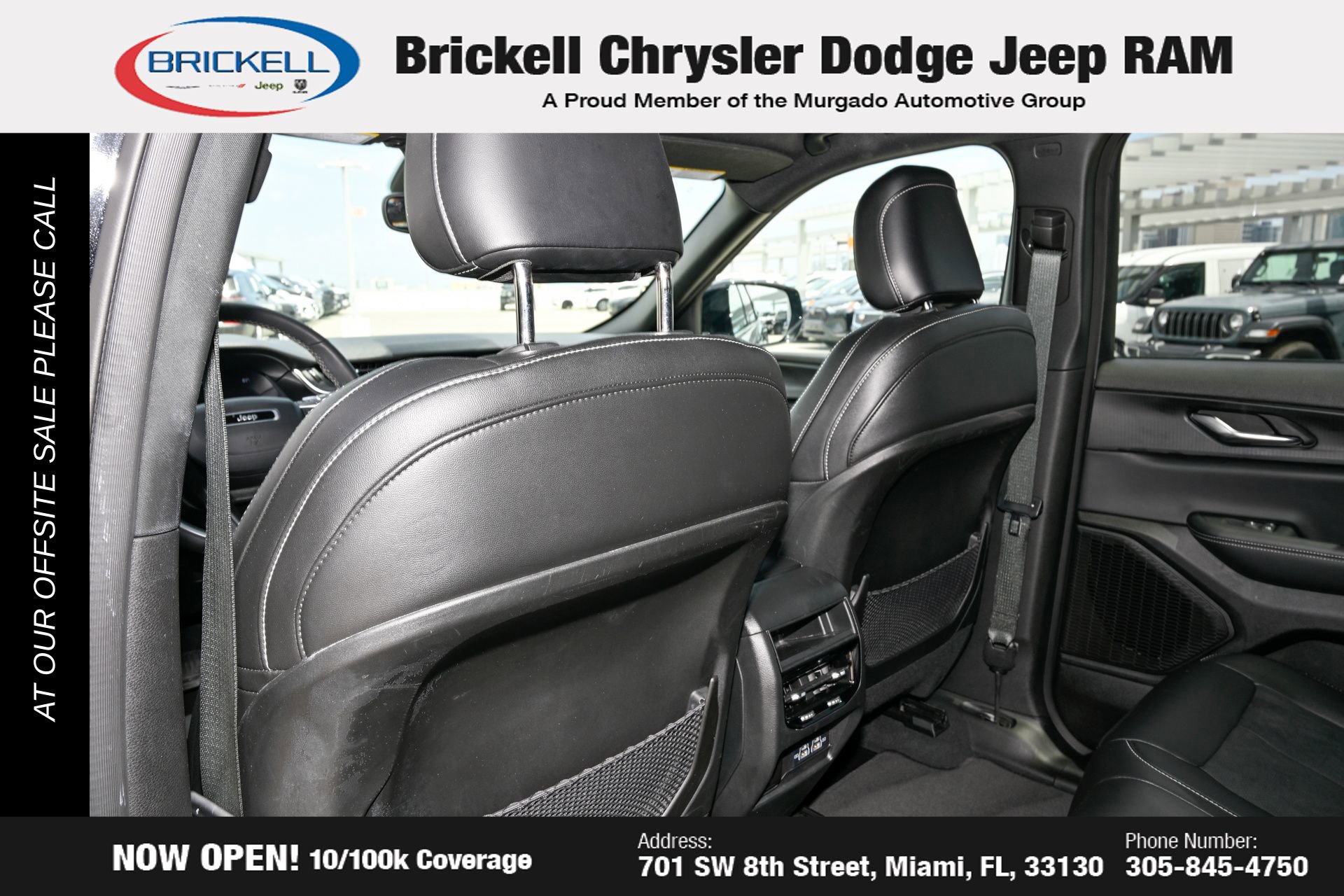 Used 2024 Jeep Grand Cherokee Altitude AWD/4WD image 17