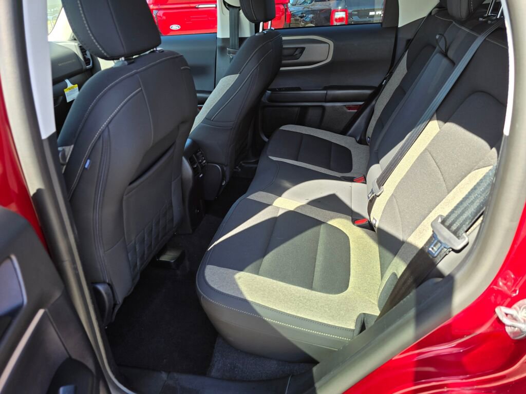 Used 2025 Ford Bronco Sport Big Bend w/ Convenience Package image 11