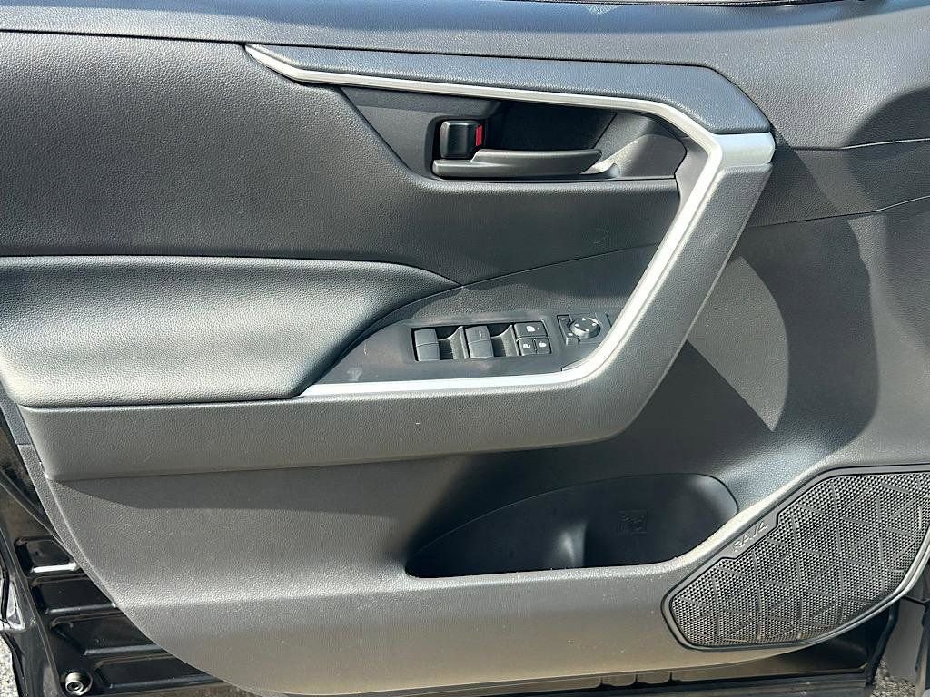 Certified 2025 Toyota RAV4 LE image 12