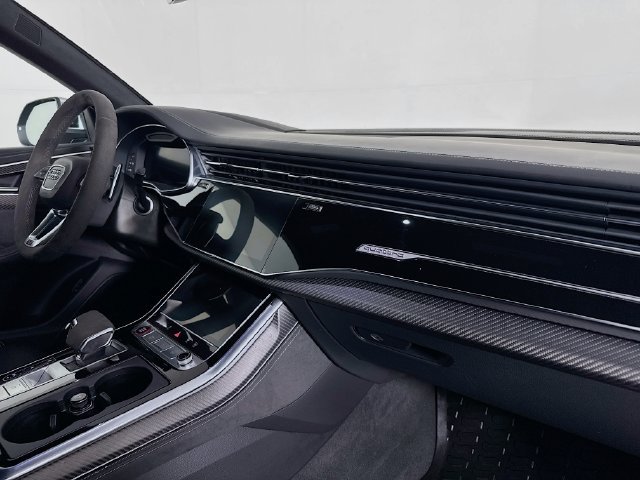 Used 2024 Audi RS Q8 w/ Executive Package AWD/4WD image 27