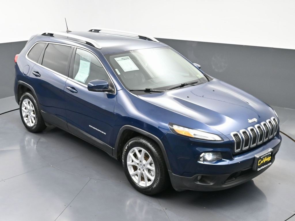 Used 2018 Jeep Cherokee Latitude Plus image 42