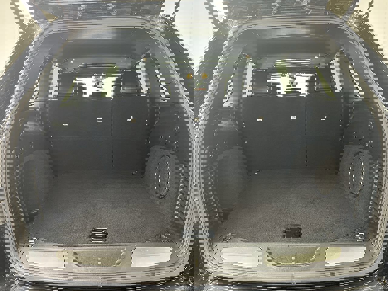 Used 2019 Jeep Grand Cherokee Limited w/ Trailer Tow Group IV image 28