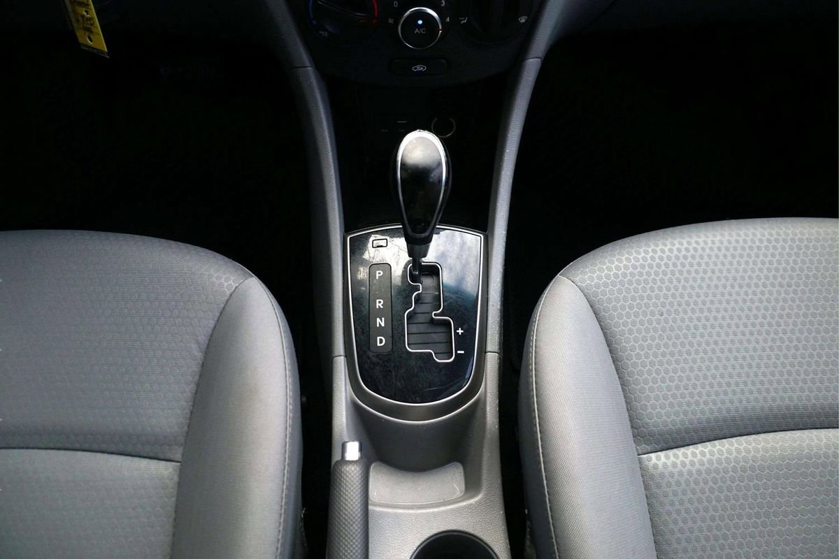 Used 2015 Hyundai Accent Sport image 22