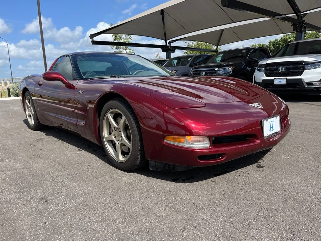 Used 2003 Chevrolet Corvette Coupe w/ Preferred Equipment Group RWD image 3