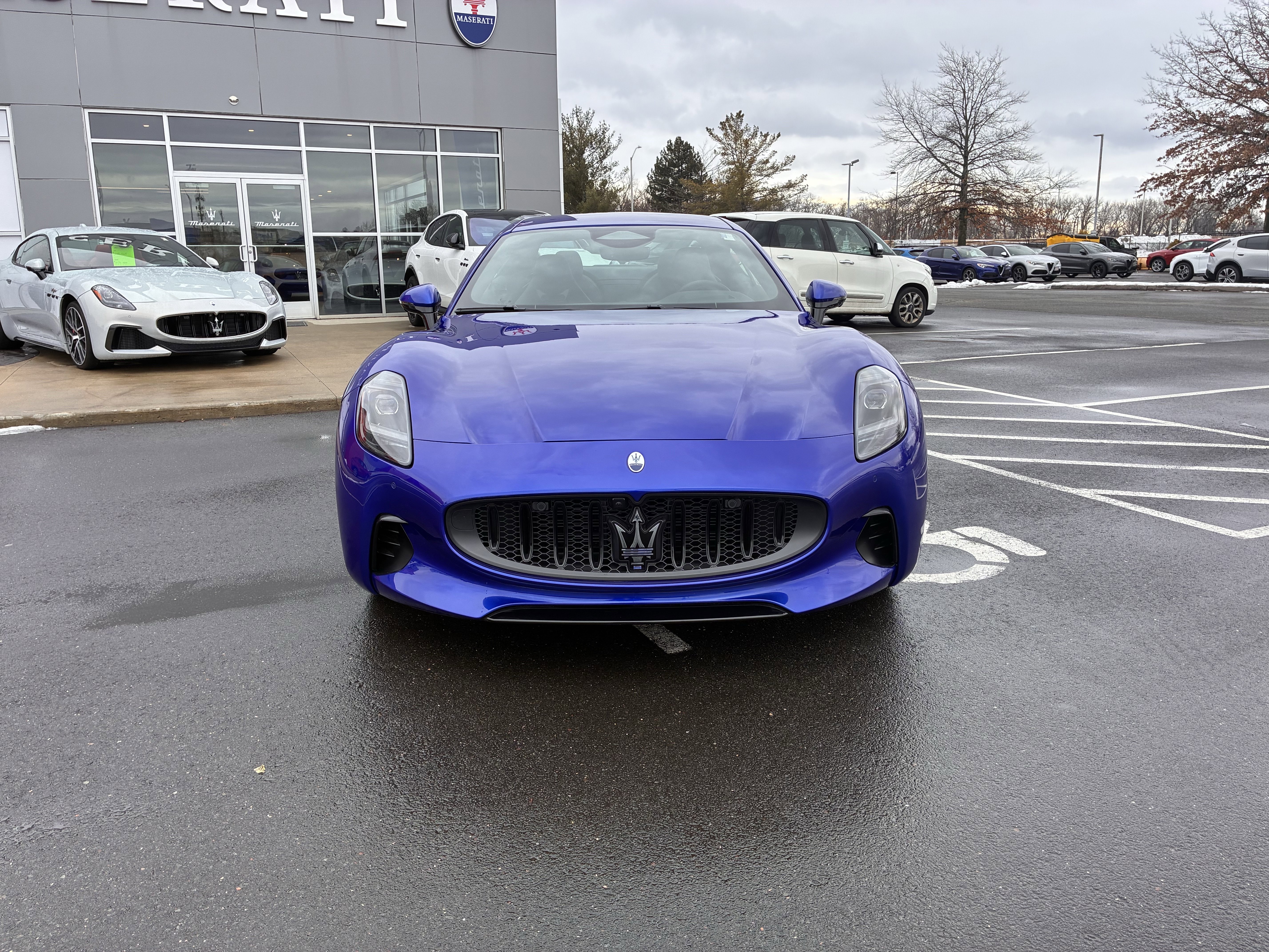 Used 2025 Maserati GranTurismo Folgore image 3