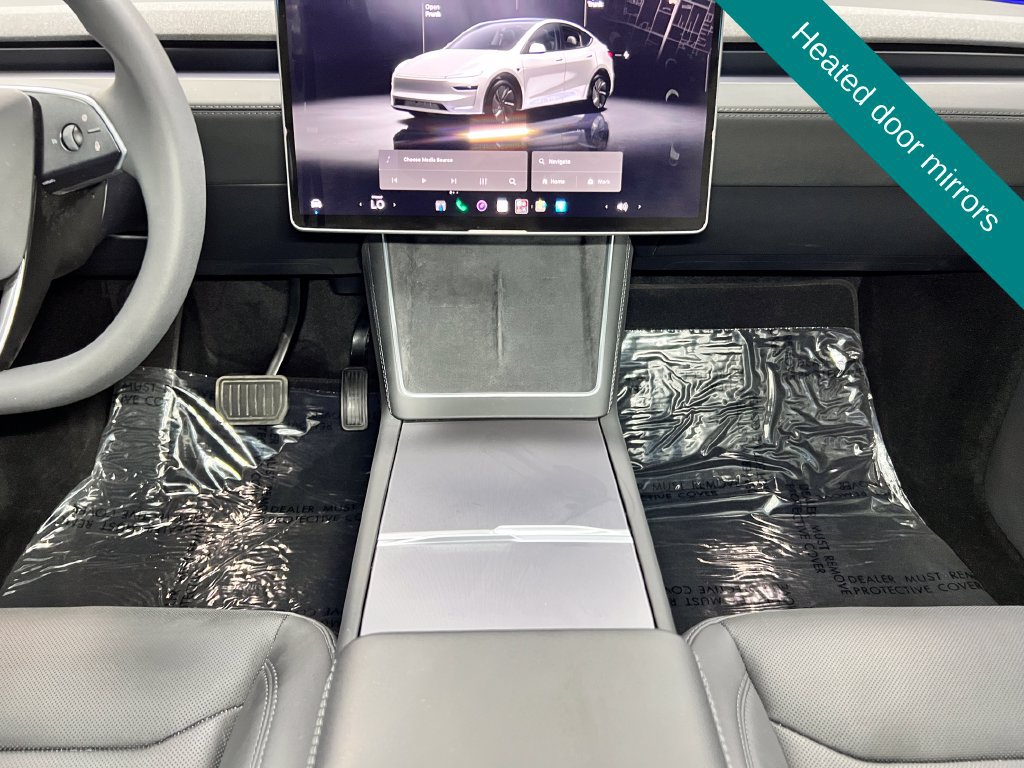 Used 2026 Tesla Model Y Long Range AWD/4WD image 13