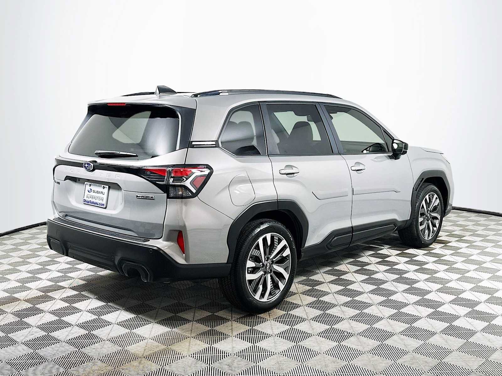 Certified 2025 Subaru Forester Touring AWD/4WD image 7