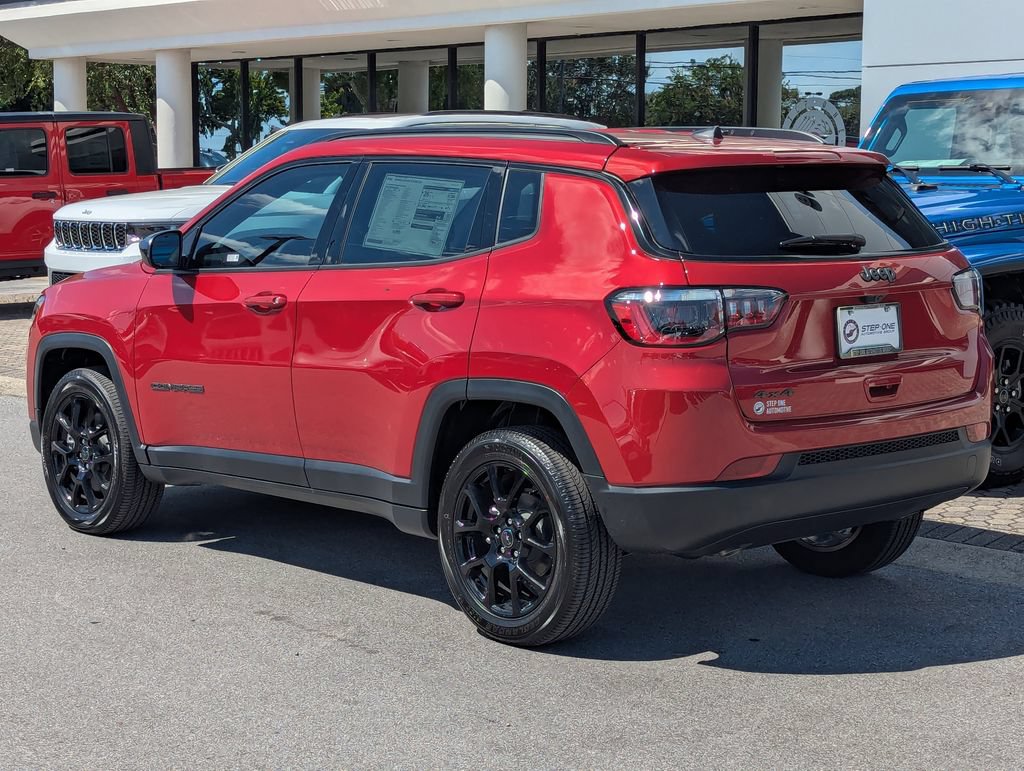 New 2026 Jeep Compass Latitude AWD/4WD image 7
