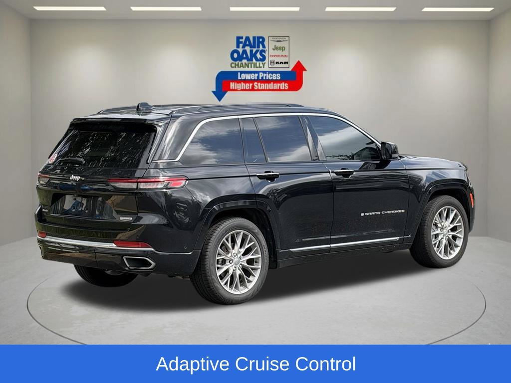 Used 2025 Jeep Grand Cherokee Summit AWD/4WD image 8