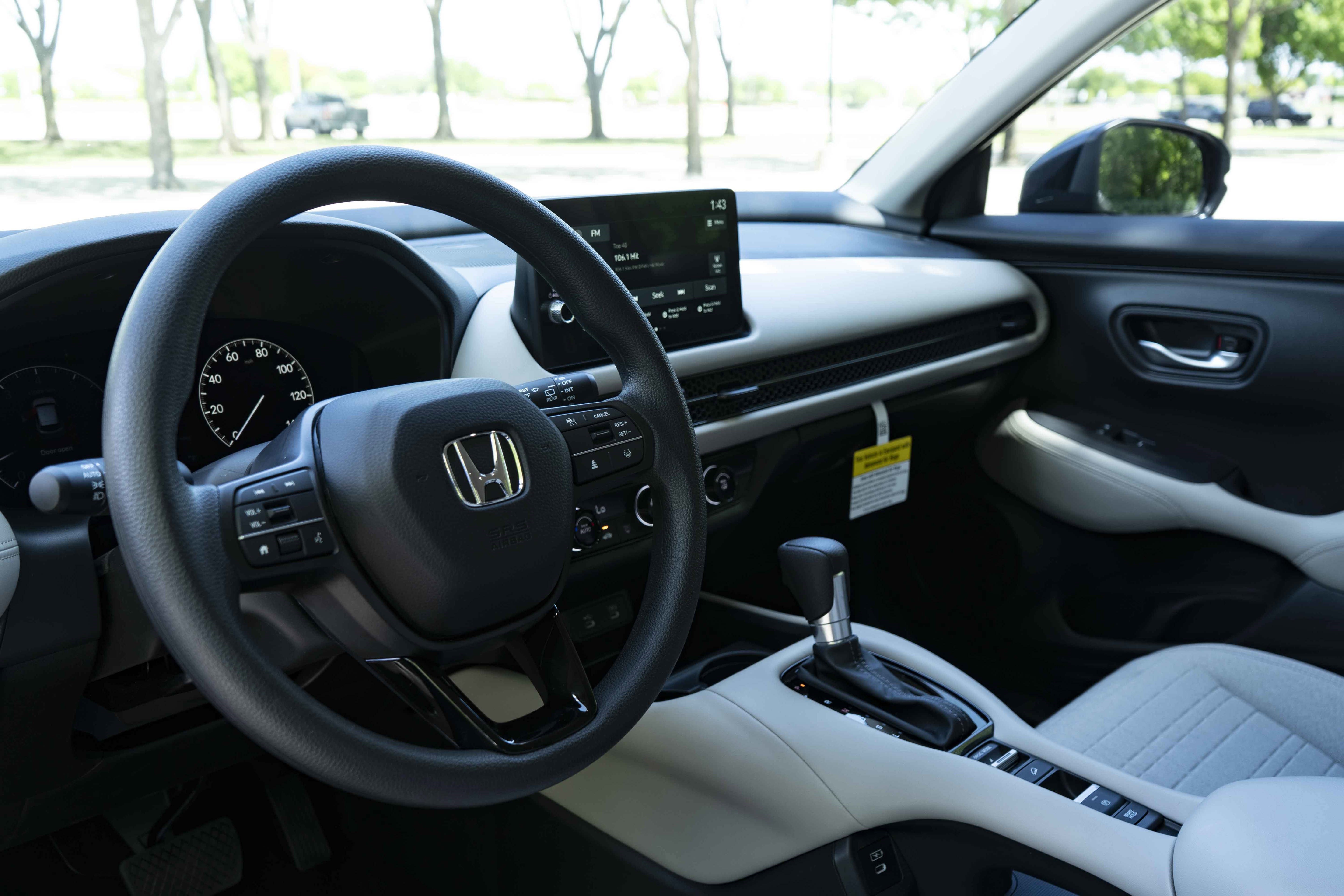 Used 2026 Honda HR-V LX image 16
