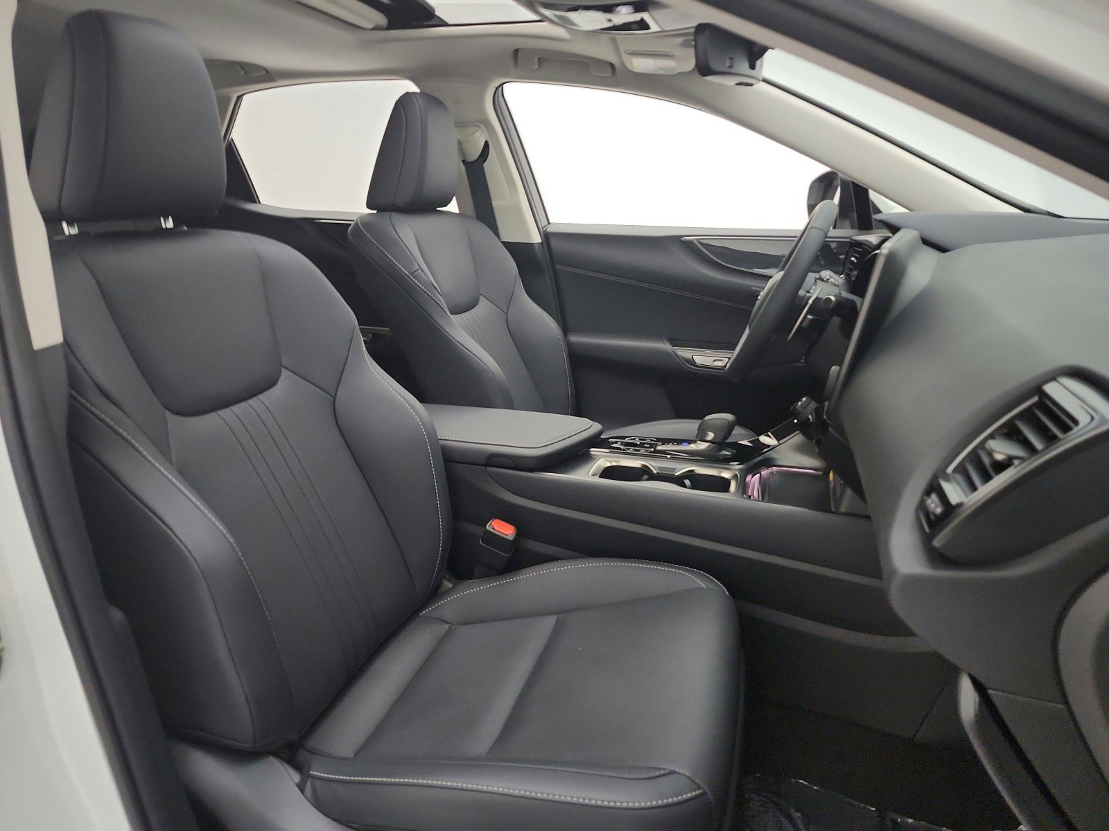 Used 2025 Lexus NX 350 AWD w/ Cold Area Package image 28