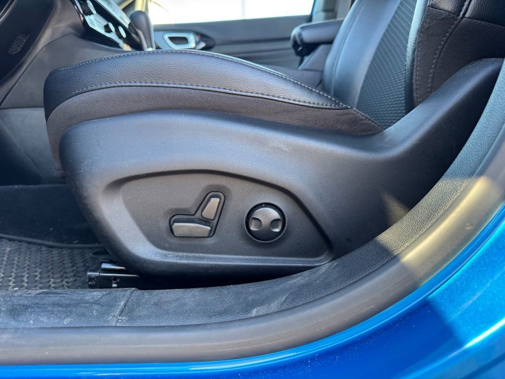 Used 2022 Jeep Compass Altitude w/ Sun and Sound Group image 11