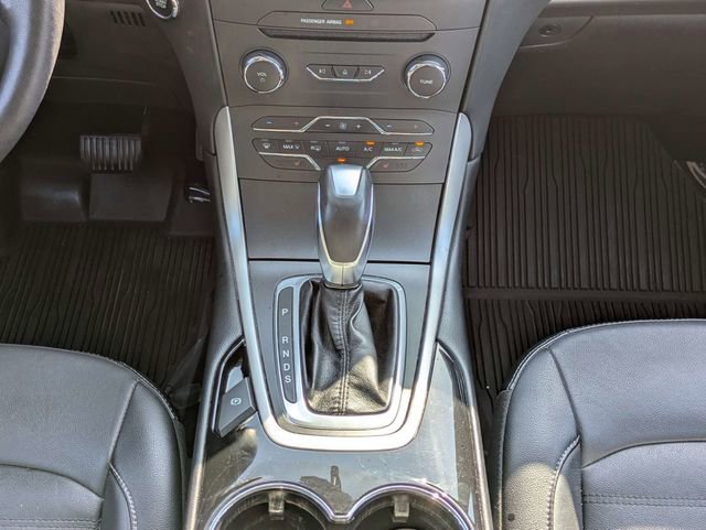 Certified 2017 Ford Edge SEL w/ Equipment Group 201A FWD image 19