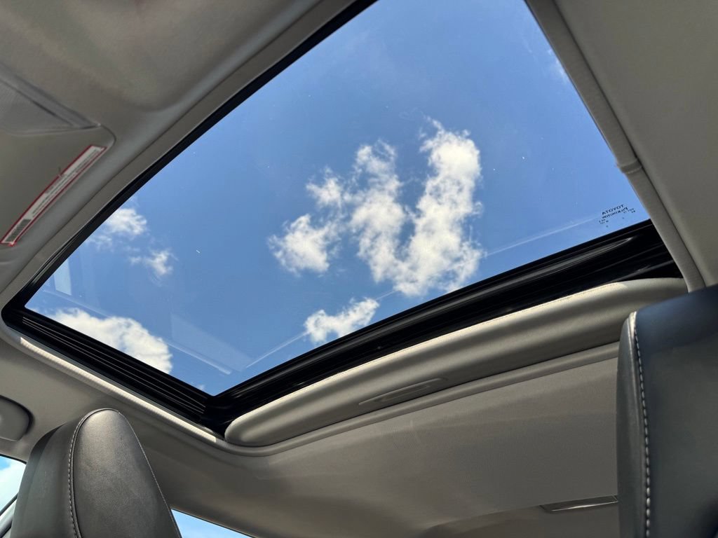 Used 2019 Toyota RAV4 XLE Premium FWD image 33