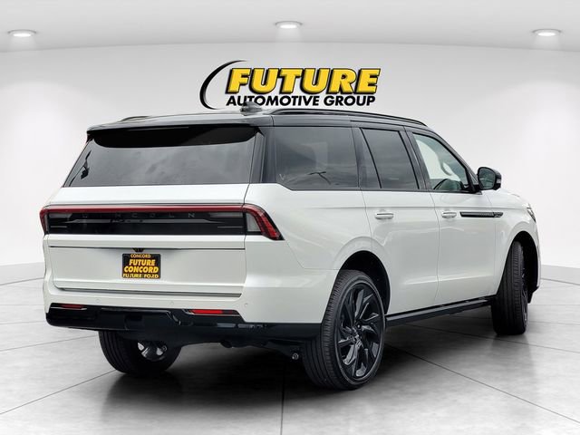 New 2026 Lincoln Navigator Black Label AWD/4WD image 6