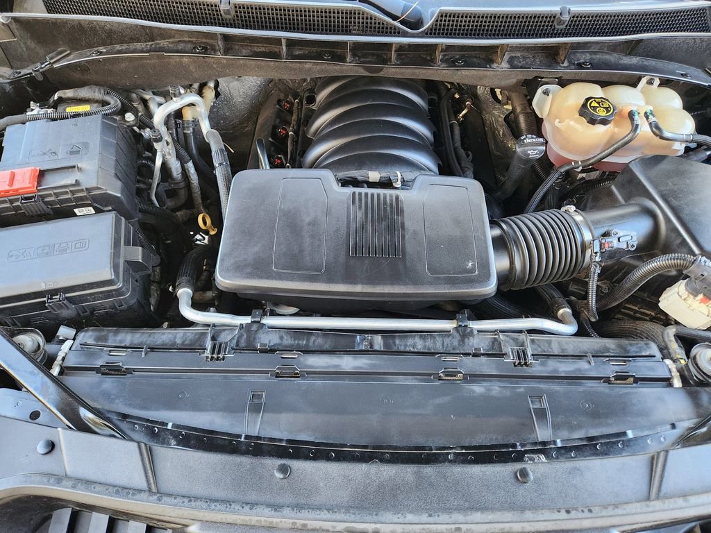 Used 2021 GMC Yukon Denali w/ Denali Premium Package image 16