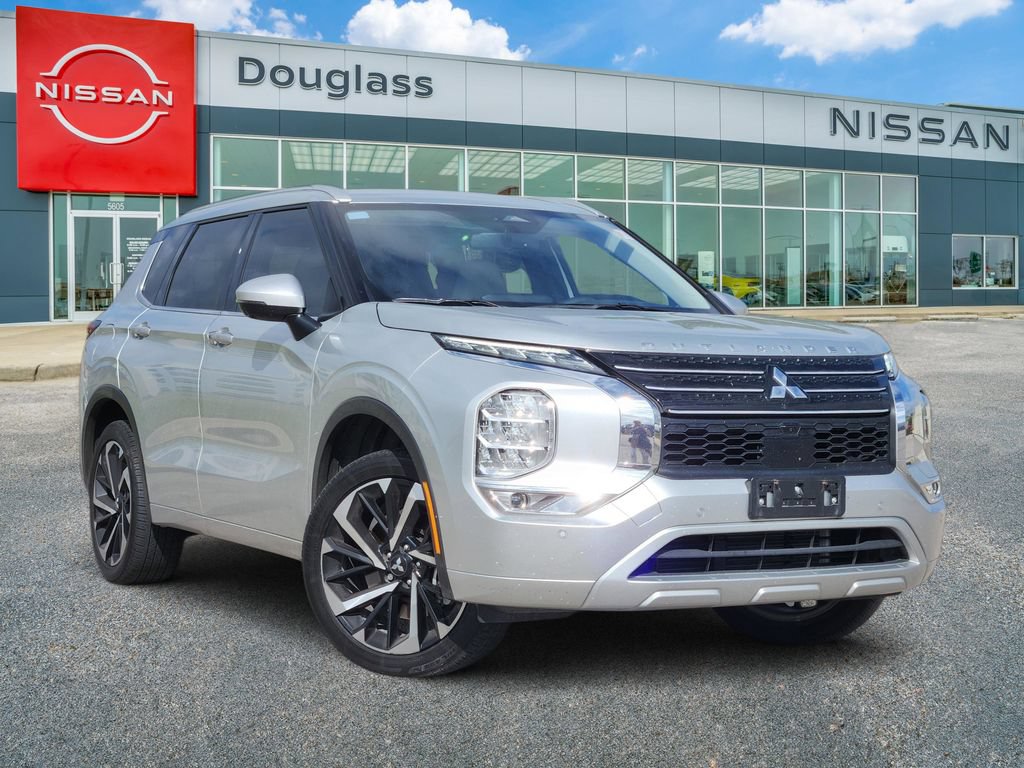 Used 2024 Mitsubishi Outlander SEL FWD image 1