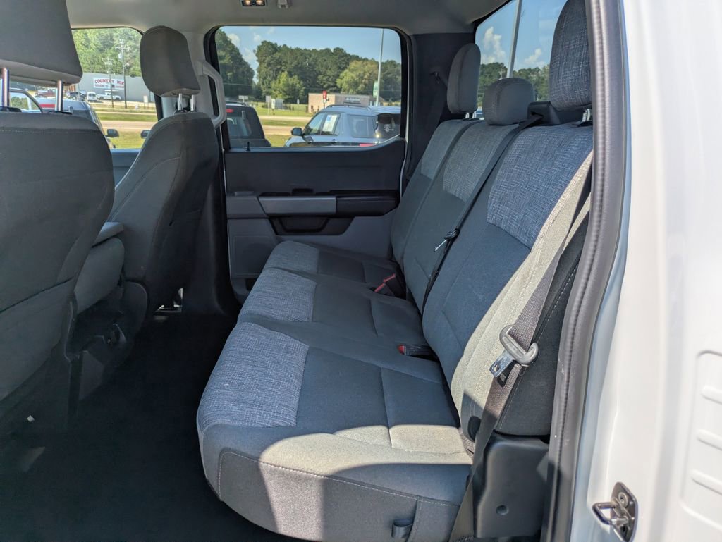 Used 2024 Ford F350 XLT AWD/4WD image 11