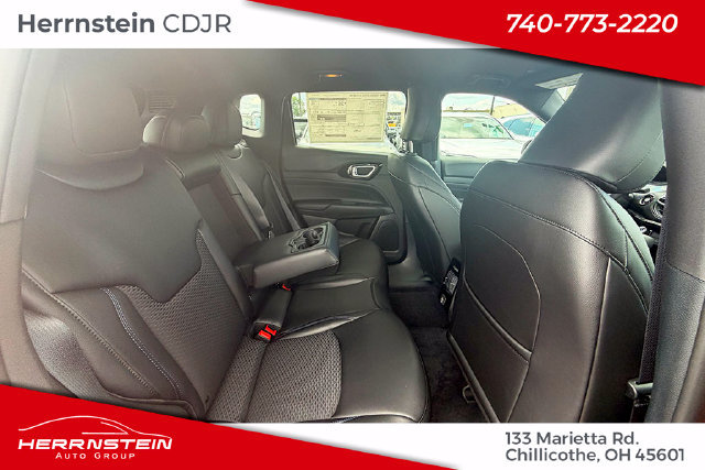 New 2026 Jeep Compass Latitude AWD/4WD image 24