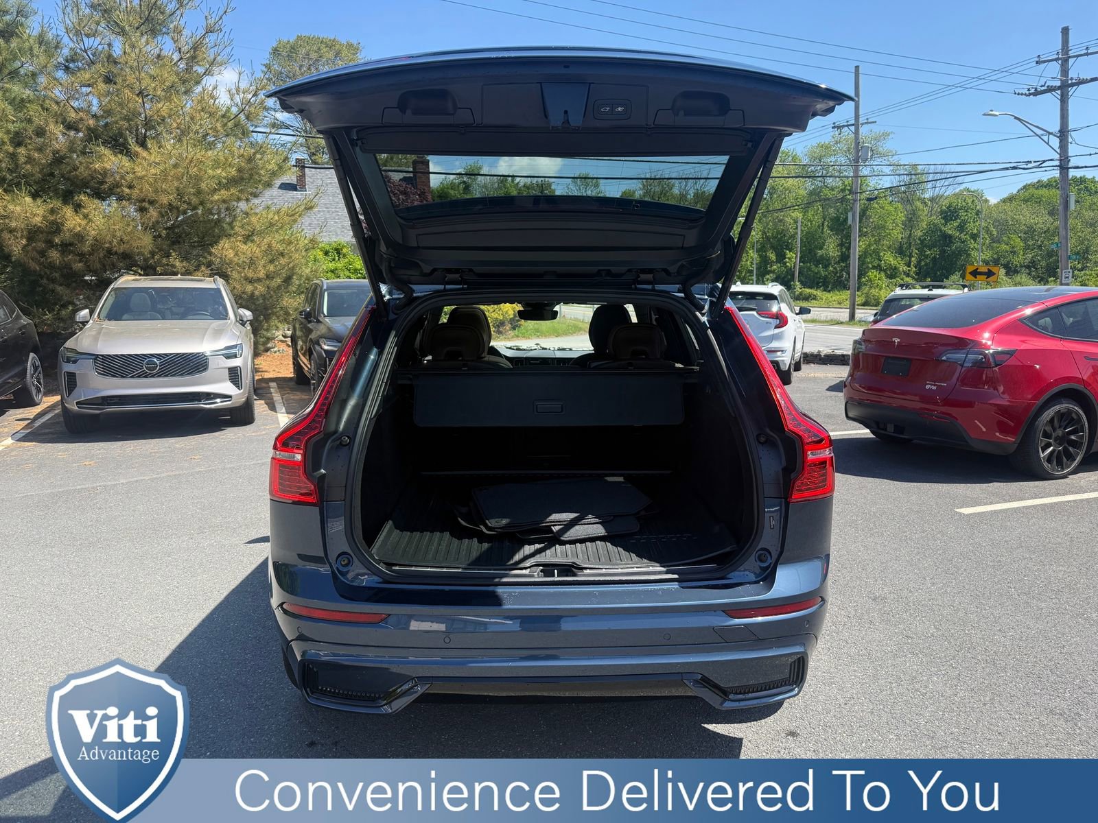 Used 2023 Volvo XC60 B5 Plus w/ Climate Package AWD/4WD image 23