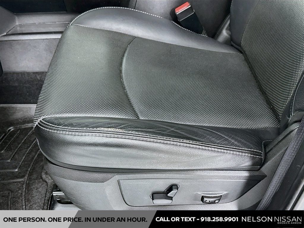 Used 2017 RAM 1500 Sport w/ Black Ram 1500 Sport Group AWD/4WD image 18